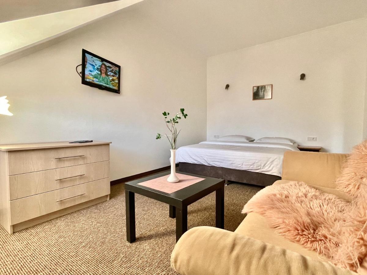 Карпатський Затишок Hotel Slavske Luaran gambar