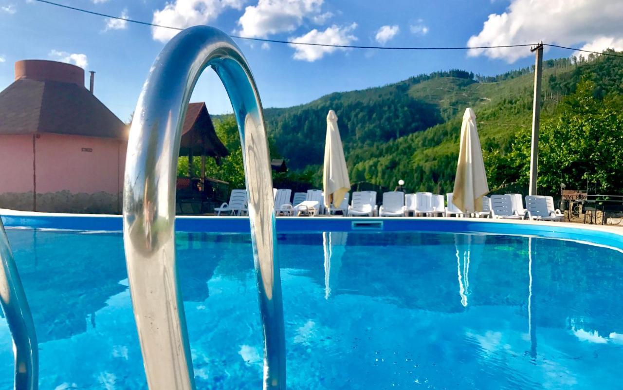 Карпатський Затишок Hotel Slavske Luaran gambar
