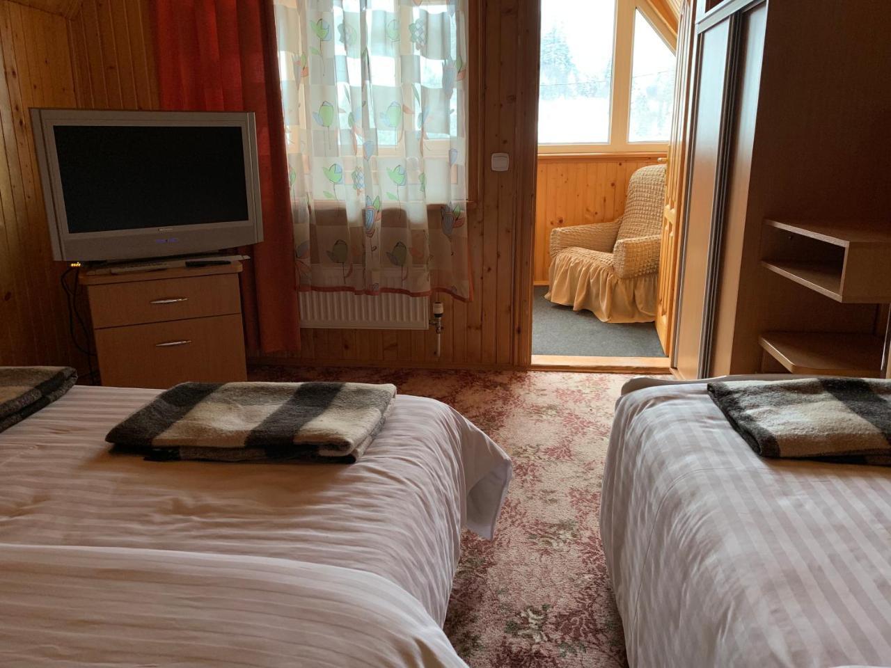 Карпатський Затишок Hotel Slavske Luaran gambar